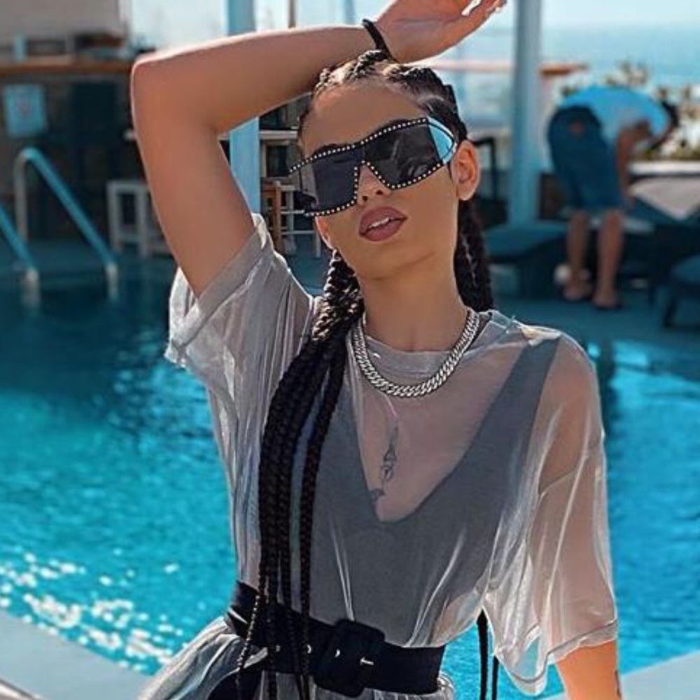 SOLD Moschino Sunglasses, New - Picture 7 of 16